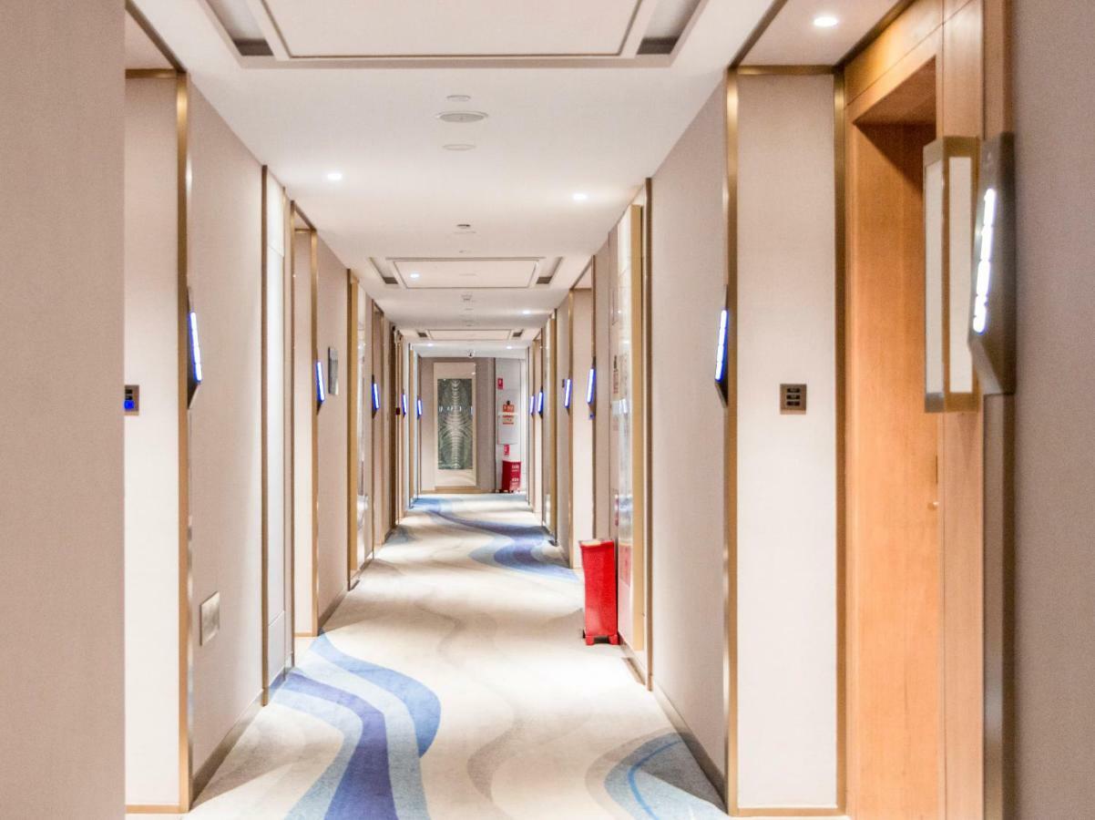 Ramada Plaza Fuxian Lake Chengjiang  Eksteriør bilde