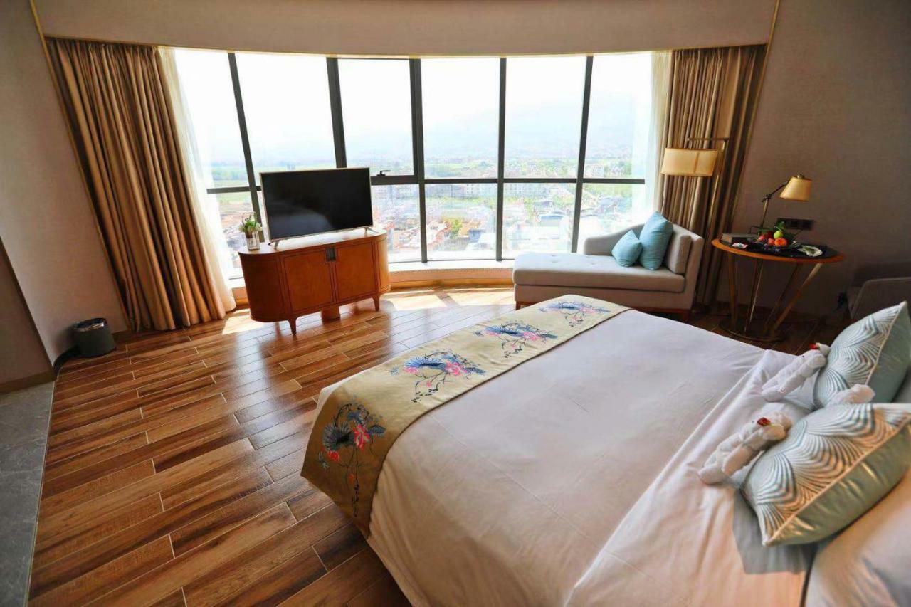 Ramada Plaza Fuxian Lake Chengjiang  Eksteriør bilde